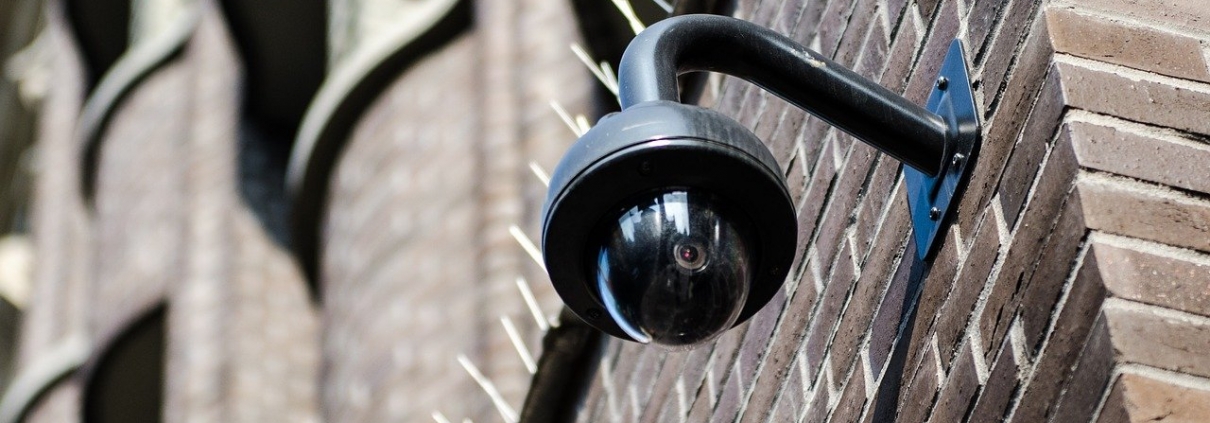 Condo privacy and security lighting